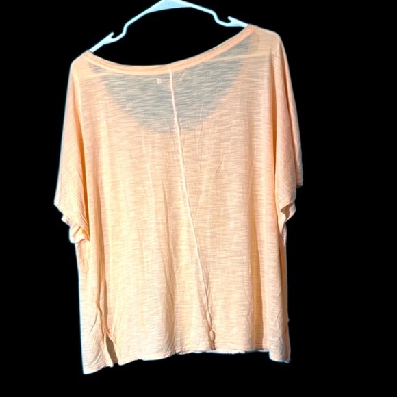 American Eagle Outfitters Peach Short Sleeve Tee - Picture 3 of 5